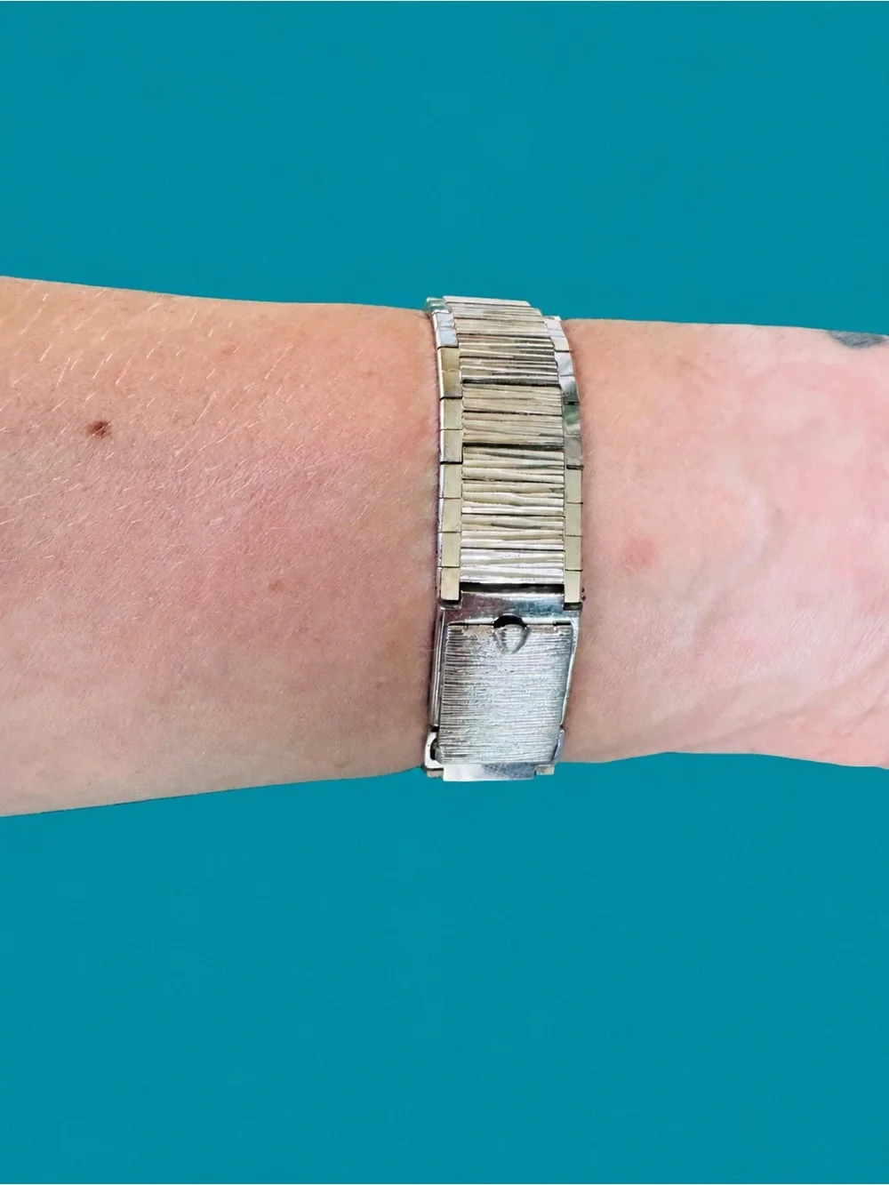 Vintage Grand Prix 17-Jewel Mechanical Ladies Cocktail Watch